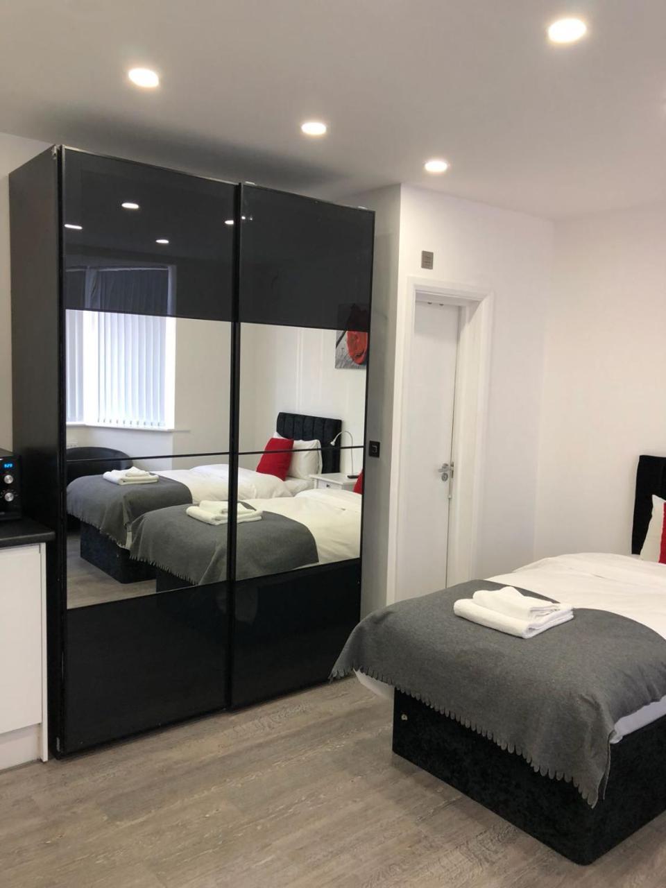 Bluegreen Suites Edgware Ngoại thất bức ảnh
